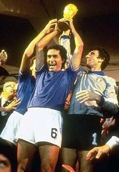 相比之下 相比之下