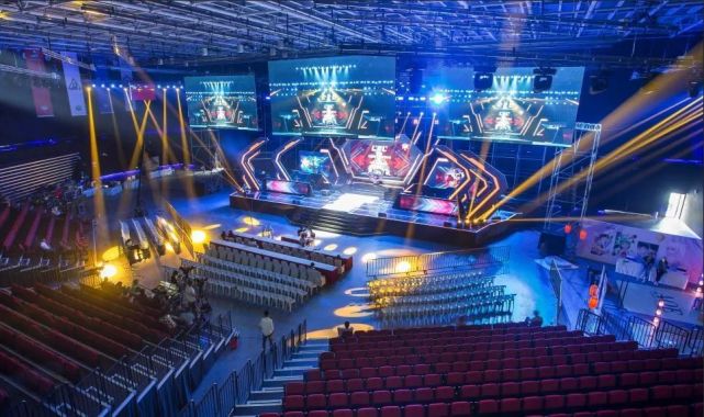 度引起了广 度引起了广