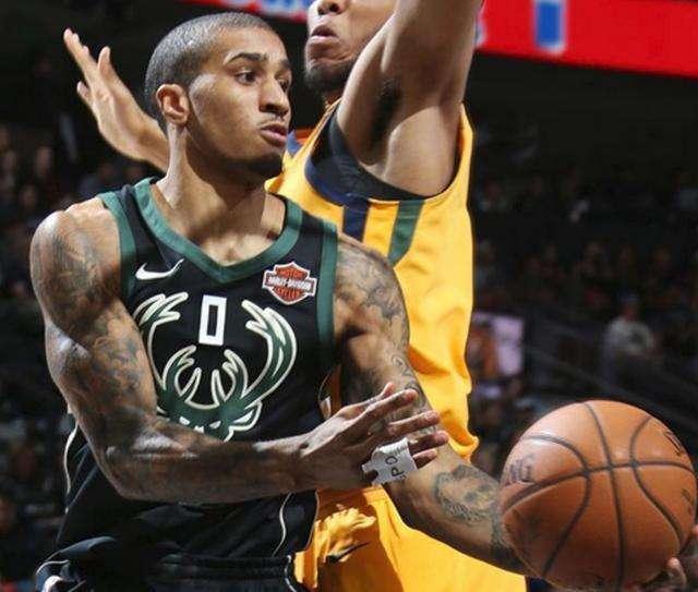 赛场表现的 赛场表现的