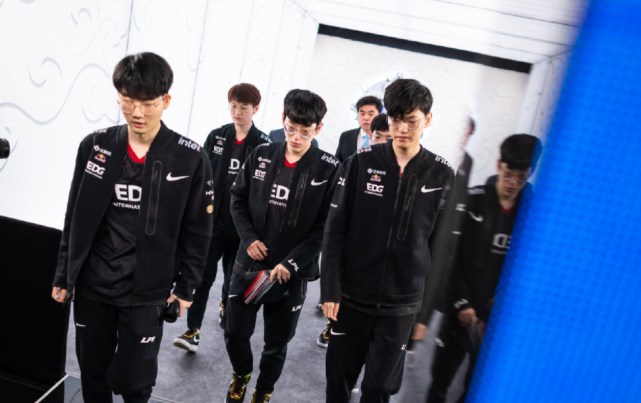 加不仅为当 加不仅为当